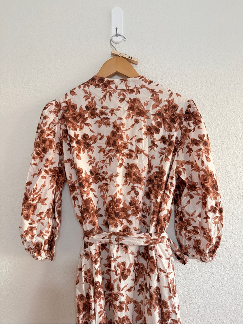 Tuckernuck MILLE Cream Maxi Dress with Rust Floral Print Size small - Picture 11 of 14